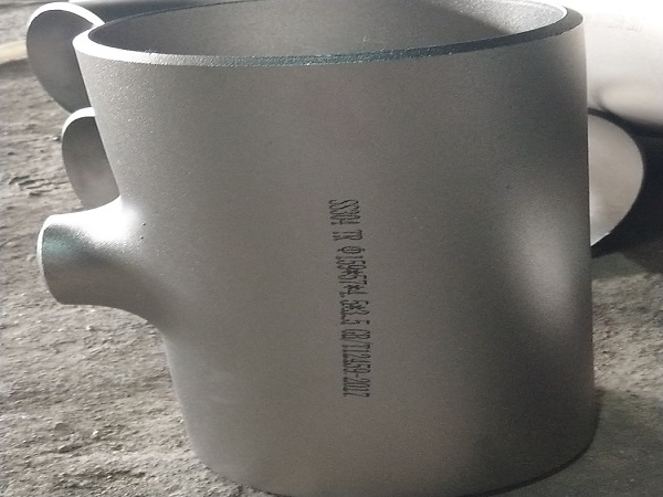 三通不銹鋼管件液壓機膨脹生產(chǎn)工藝